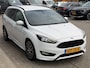 Ford Focus Wagon 1.5 ST-Line | Stoel/stuurverwarming | Half leder | Navi | Voorruitverwarming |