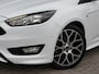Ford Focus Wagon 1.5 ST-Line | Stoel/stuurverwarming | Half leder | Navi | Voorruitverwarming |