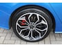 Ford Focus 2.0 EcoBlue 150pk ST-Line X Wagon | Panoramadak | Adaptive LED | Adaptive cruise control | 18 inch met rode remklauwen | Adaptive LED | Half lederen bekleding | Winter Pack | Camera