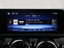Mercedes-Benz A-klasse 180 Business Solution AMG | Panoramadak | Multibeam led | Nightpakket | Sfeerverlichting | Apple carplay / Android auto | 360 graden camera