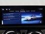 Mercedes-Benz A-klasse 180 Business Solution AMG | Panoramadak | Multibeam led | Nightpakket | Sfeerverlichting | Apple carplay / Android auto | 360 graden camera