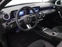 Mercedes-Benz A-klasse 180 Business Solution AMG | Panoramadak | Multibeam led | Nightpakket | Sfeerverlichting | Apple carplay / Android auto | 360 graden camera
