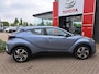 Toyota C-HR 1.8 HYBRID DYNAMIC APPLE/ANDROID KEYLESS PARK-SENSOREN 18"LM-VELGEN NL-AUTO