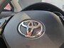 Toyota C-HR 1.8 Hybrid Dynamic NL-AUTO 1E-EIG NAVI KEYLESS 18"LMV APPLE/ANDROID AD-CRUISE BLUETOOTH PARK-SENSOREN