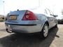 Ford Mondeo 2.0-16V Futura