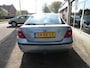 Ford Mondeo 2.0-16V Futura