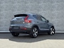 Volvo XC40 1.5 T4 Plug-in hybrid Plus Dark | Adaptieve Cruise Control | 360 Camera | Donker getint glas achter | Verw. voorstoelen, achterbank en stuurwiel | Trekhaak