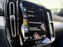 Volvo XC40 1.5 T4 Plug-in hybrid Plus Dark | Adaptieve Cruise Control | 360 Camera | Donker getint glas achter | Verw. voorstoelen, achterbank en stuurwiel | Trekhaak