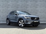 Volvo XC40 1.5 T4 Plug-in hybrid Plus Dark | Adaptieve Cruise Control | 360 Camera | Donker getint glas achter | Verw. voorstoelen, achterbank en stuurwiel | Trekhaak