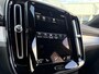 Volvo XC40 1.5 T4 Plug-in hybrid Plus Dark | Adaptieve Cruise Control | 360 Camera | Donker getint glas achter | Verw. voorstoelen, achterbank en stuurwiel | Trekhaak