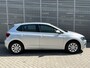 Volkswagen Polo 1.0 TSI Comfortline / Navigatie / Parkeersensoren V+A / Adaptive cruise controle / **
