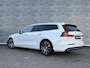 Volvo V60 2.0 T6 Recharge AWD Inscription | Adaptieve Cruise Control en Blind Spot Information System | Panoramadak | 360 Camera | Head Up display | Verw. voorstoelen, achterbank en stuurwiel | Trekhaak