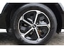 Kia Niro 1.6 GDi Hybrid DynamicLine | Automaat | Trekhaak | Parkeersensoren V+A | Rijstrookassistent | Adapt. Cruise Control | Achteruitrijcamera | Navigatie | 16"LM Velgen | Keyless | CarPlay |