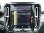 Volvo XC40 1.5 T4 RECHARGE R-DESIGN PANO | TREKH. | H-LEER | TWO-TONE | CAMERA