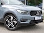 Volvo XC40 1.5 T4 RECHARGE R-DESIGN PANO | TREKH. | H-LEER | TWO-TONE | CAMERA