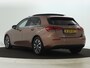 Mercedes-Benz A-klasse 200 Business Line | Panorama Schuif/Kanteldak | Parkeersensoren + camera achter | Comfortstoelen Lederlook i.c.m Stoelverwarming | DAB + Apple CarPlay | Inclusief 24 maanden MB Certified garantie voor Europa.