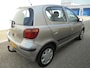 Toyota Yaris 1.3 VVT-i 5-deurs/airco/trekhaak