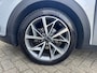 Kia Niro 1.6 GDi Hybrid 141pk DCT6 ExecutiveLine | Trekhaak | Stoelkoeling | Schuif/Kanteldak | Stoel/Stuurwielverwarming | JBL | Memory |