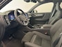 Volvo XC40 B4 Plus Dark | Achteruitrijcamera | Apple Carplay/Android Auto | Premium audio | Cruise control adaptief | Getint glas | Stuurwiel verwarmd |