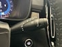 Volvo XC40 B4 Plus Dark | Achteruitrijcamera | Apple Carplay/Android Auto | Premium audio | Cruise control adaptief | Getint glas | Stuurwiel verwarmd |