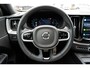 Volvo XC60 T6 Recharge AWD R-Design | Elektrisch Glazen Panorama-Dak | Adaptieve Koplampen | Adaptieve Cruise Control | Standkachel | Parkeersensoren | Achteruitrijcamera | Elektrisch Verstelbare Voorstoelen met Geheugen | Navigatiesysteem | Electronic Climate Control