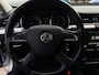 Skoda Superb Combi 1.6 TDI Champs Elysees 105PK|Navi|Pano|StoelVW|Climate|Bluetooth|Trekhaak|Memmory|Start\Stop|Electrische stoel