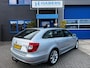 Skoda Superb Combi 1.6 TDI Champs Elysees 105PK|Navi|Pano|StoelVW|Climate|Bluetooth|Trekhaak|Memmory|Start\Stop|Electrische stoel
