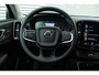 Volvo XC40 T5 Plug-in hybrid Plus Dark | Elektrisch Verstelbare Voorstoelen | Lederen Bekleding | Verwarmbare Voorruit | Premium audio by Harman Kardon | Achteruitrijcamera | Adaptieve LED Koplampen | Actieve Bochtverlichting | Mistlampen | Alarmklasse 3 Volvo Guard | Getint Glas Achter | BLIS Dodehoekdetectie | Adaptieve Cruise Control