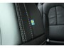 Volvo XC40 T5 Plug-in hybrid Plus Dark | Elektrisch Verstelbare Voorstoelen | Lederen Bekleding | Verwarmbare Voorruit | Premium audio by Harman Kardon | Achteruitrijcamera | Adaptieve LED Koplampen | Actieve Bochtverlichting | Mistlampen | Alarmklasse 3 Volvo Guard | Getint Glas Achter | BLIS Dodehoekdetectie | Adaptieve Cruise Control
