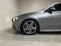 Mercedes-Benz A-klasse 180 AMG Matgrijs Sfeerverlichting Carplay