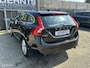 Volvo V60 2.0 T3 Momentum|Navi|VolvoOnCall|Standkachel|Stoelverwarming