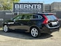 Volvo V60 2.0 T3 Momentum|Navi|VolvoOnCall|Standkachel|Stoelverwarming