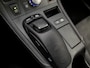 Lexus CT 200h Luxury Sport Automaat (NAVIGATIE, CLIMATE, CAMERA, STOELVERWARMING, ALCANTARA SPORTSTOELEN, XENON, KEYLESS, PARKEERSENSOREN, NIEUWE APK, NIEUWSTAAT)