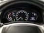 Lexus CT 200h Luxury Sport Automaat (NAVIGATIE, CLIMATE, CAMERA, STOELVERWARMING, ALCANTARA SPORTSTOELEN, XENON, KEYLESS, PARKEERSENSOREN, NIEUWE APK, NIEUWSTAAT)