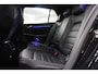 Volkswagen Golf 2.0 TSI R 4Motion PERFORMANCE AKRA/PANO/HUD/IQ/H&K/BOMVOL