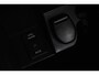 Nissan Qashqai 1.2 N-Vision 2017 Navigatie | Camera | Bluetooth | Climate control | Cruise control | Trekhaak | LED | PDC | Elektrische ramen + spiegels | Lichtmetaal | Stoelverwarming |