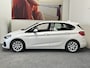 BMW 2-Serie Active Tourer 225XE PHEV I-PERFORMANCE EXECUTIVE LEDER NAVIGATIE CRUISE CONTROL CLIMATE CONTROL BLUETOOTH TELEFOON MEDIA VOORBEREIDING PDC ZEER MOOI ZEER MOOI !! Brgl