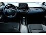 Toyota C-HR 2.0 Hybrid Dynamic, Navigatie, Apple Carplay, Android Auto, Parkeersensoren, Half lederen bekleding, Keyless entry!