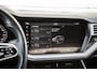 Volkswagen Touareg R 3.0 TSI 462pk eHybrid 4MOTION | Panoramadak | Luchtvering | Stoelventilatie | Achteruitrijcamera | 22'' LMV