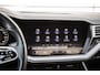 Volkswagen Touareg R 3.0 TSI 462pk eHybrid 4MOTION | Panoramadak | Luchtvering | Stoelventilatie | Achteruitrijcamera | 22'' LMV