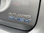 Mitsubishi Outlander 2.0 PHEV Business Edition 2e Eigenaar,Navi,Clima,Cruise,Camera,Trekhaak,Dealer Onderhouden,N.A.P,Nieuwe APK Bij Aflevering