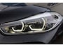 BMW X2 M35i High Executive Edition 306PK / 225kW, 19" LMV, full LED verlichting, privacy glas, vol lederen bekleding, Harman & Kardon geluidssysteem, zwart schaal sportstoelen, panoramadak, verlengbare zitting, stoelverwarming, stuurverwarming, digital cockpit, navigatie, professional elektrische lendesteun, 3-spaaks M-sportstuur, parkeersensoren voor en achter (pdc), achteruitrijcamera (rear view), elektrische achterklep, meerkleurige sfeerverlichting