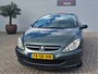 Peugeot 307 CC 1.6-16V met nieuwe apk tot 5-2-26 ,cruise control, airco,16 inch lm velgen, metallic lak