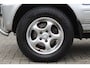 Daihatsu Terios 1.3 SX Schuif-kantel dak/Bullbar/Bluetooth/Radio-CD speler/4 Wheel drive/Dakrails/Trekhaak/Lichtmetalen velgen/Elektrische ramen/Elektrisch verstelbare spiegels.