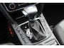Skoda Superb 1.8 TSI Ambition Business Line AUTOMAAT/Schuif-kantel dak/Navigatie/Climate control/Parkeersensoren rondom/Cruise control/Trekhaak/Bluetooth/Radio-CD speler/17'' Lichtmetalen velgen/Multifunctioneel stuurwiel/Elektrische ramen/Elektrisch inklapbare spiege