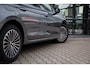Volkswagen Passat Variant 1.5 eTSI Elegance Business Massagestoelen, Adap. cruise, Sfeerverlichting, Schakelflippers, Stuurverwarming
