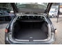 Volkswagen Passat Variant 1.5 eTSI Elegance Business Massagestoelen, Adap. cruise, Sfeerverlichting, Schakelflippers, Stuurverwarming