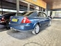 Ford Mondeo 1.8-16V Futura blauw