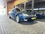 Ford Mondeo 1.8-16V Futura blauw