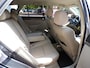 Toyota Avensis Wagon 2.4 VVTi Executive Business AUTOMAAT NAVIGATIE CRUISECONTROL.....